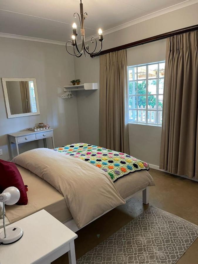 Rocks & Roses Farm Stay Lochiel Eksteriør bilde